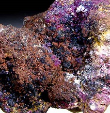 Foto jenis batuan mengandung logam tembaga
