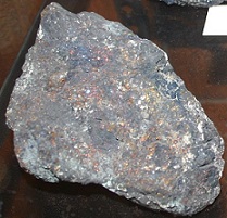 gambar batuan mengandung tembaga